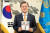 문재인 대통령이 26일 평창동계올림픽 이벤트 사이트인 &#39;헬로우 평창&#39;(www.hellopyeongchang.com)에 이벤트의 일환으로 평창 올림픽 입장권 인증샷을 올렸다. [연합뉴스]