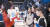 지난 18일 영상물등급위원회가 서울 CGV용산에서 진행한 ‘올바로 등급, 올바른 관람’ 캠페인에 참여한 아이들이 등급분류에 대한 설명을 듣고 있다.