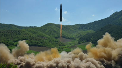 국정원 "화성-15형, 北의 가장 진전된 ICBM…발사 징후 파악" 