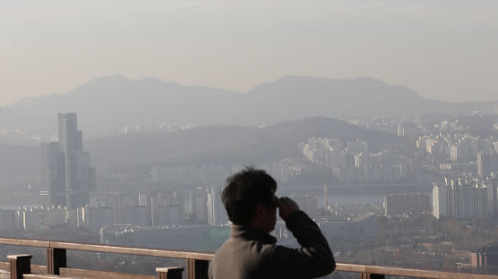 '봄 황사'만큼 '겨울 미세먼지'도 무섭다... 건조기, 공기캔 판매 급증