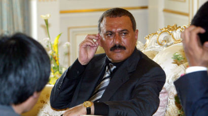 [속보] 살레 전 예멘 대통령, 후티 반군에 피살