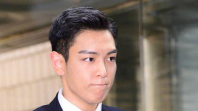 BIGBANG's T.O.P Wins Most Notorious Celebrity Of The Year
