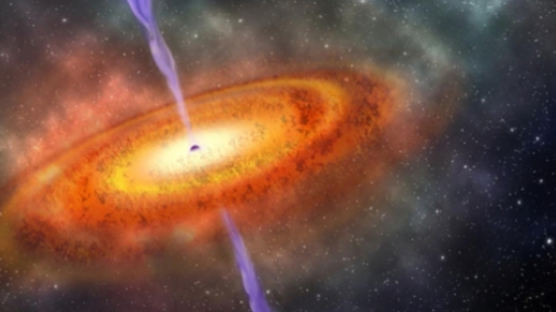 “130억년 전 탄생한 거대 블랙홀 발견…무게는 태양의 8억 배”