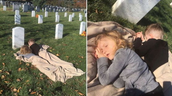 “아빠랑 낮잠 자고 싶어” 무덤 앞에서 잠든 형제
