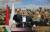 팔레스타인 무장정파 하마스 지도자가 ’아랍 민중이여, 봉기하라“며 인티파다를 촉구하고 있다. [AFP=연합뉴스] 