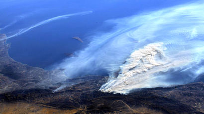 [사진] 우주정거장서 본 미국 산불