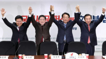 친홍 vs 반홍 구도로 재편된 한국당 원내대표 경선 