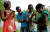 유리포트는 브라질·부르키나 파소 등 전 세계 39개국 청년들의 온라인 커뮤니티다. 잠비아 청년들이 유리포트를 사용하고 있다. ⓒ UNICEF