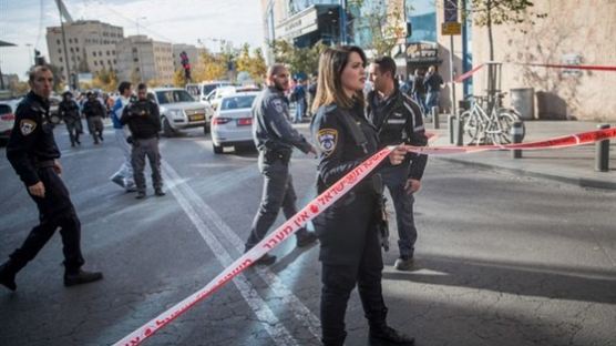 이스라엘 보안요원 흉기 피습, 스웨덴 유대 회당에 화염병…테러로 번지나