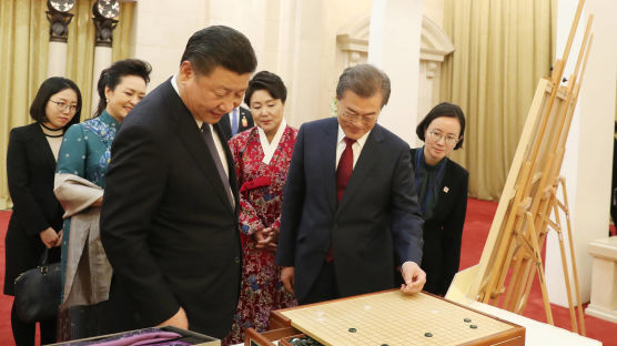 북한, 문 대통령 중국 방문에 “구걸행각” 비난