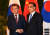 중국 국빈 방문중인 문재인 대통령이 15일 오후 베이징 인민대회당에서 리커창 중국 총리를 만나 면담을 나눴다. [청와대사진기자단]