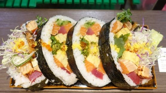 [이택희의 맛따라기] 크기·맛 ‘깜놀’ 호화 김밥…맛집 블로그 1세대의 일식집 ‘나스’