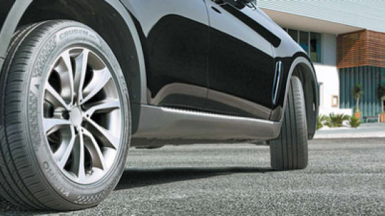 [2017년 빛낸 상품과 브랜드] 승차감·주행성능 업그레이드 … 도심형 SUV 전용 타이어 '크루젠HP71' 인기
