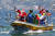 크리스마스 복장을 한 시민들이 24일(현지시간) 칠레 발파라이소 해안에서 배를 탄 채 크리스마스를 즐기고 있다.[로이터=연합뉴스]