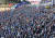 지난 12월 5일 현대자동차 노조가 울산공장 본관 광장에서 올해 임단협 관련 파업 집회를 열고 있다. [연합뉴스]
