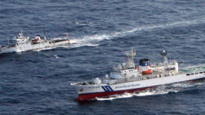중국 해경국 선박, 일본과 영유권 분쟁 중인 센카쿠 해역 진입