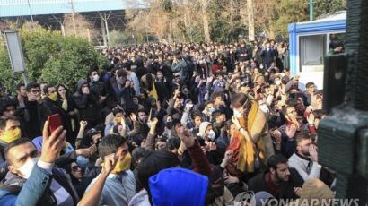 '나슬레 세봄'이 폭발시킨 이란 시위…사망 20명으로 늘어