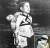 프란치스코 교황의 연하장에 실린 1945년 일본 나가사키의 ‘원폭 피해 소년’ 사진. 전쟁의 참상을 그린 일본 애니메이션 ‘반딧불이의 묘’의 한 장면(작은 사진)과 비슷하다. [교황청 제공=연합뉴스]