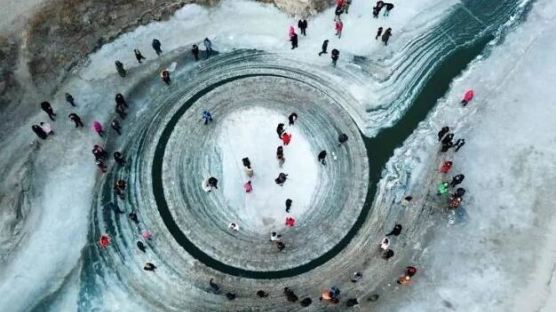 빙글빙글 얼음접시, 중국 ‘아이스 서클’ 눈길