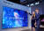삼성전자는 7일 미국 라스베이거스 엔클레이브 컨벤션 센터에서 전 세계 300여명의 미디어가 모인 가운데 세계 최초로 ‘마이크로 LED 기술’을 적용한 146형 모듈러(Modular) TV ‘더 월(The Wall)’을 공개했다. [사진 삼성전자]