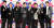 그룹 엑소가 2017 SBS 가요대전 레드카펫 행사에 포즈를 취하고 있다. [연합뉴스]