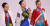 2010년 밴쿠버 올림픽 피겨스케이팅 시상식에서 금메달을 목에 건 김연아. 은메달리스트 아사다 마오(왼쪽,일본)와 조애니 로세트(캐나다). 밴쿠버=임현동 기자