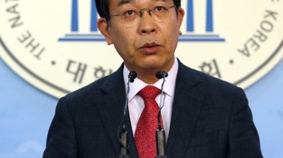 김태영 전 장관 인터뷰 파장…"중앙일보 단독 보도로 UAE 의혹 일단락"