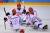 정승환이 14일(현지시간) 러시아 소치 샤이바아레나에서 열린 2014 장애인동계올림픽(Paralympic) 아이스슬레지하키 스웨덴과의 경기에서 팀 두번째 골을 성공시키고 동료들과 기쁨을 나누고 있다. [사진공동취재단] 스포츠경향 이석우기자 