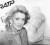 프랑스 여배우 카트린 드뇌브가 프랑스의 대표적 여성을 상징하는 뉴마리안느로 뽑혀 자신의 흉상 옆에서　포즈를 취하고 있다. [중앙포토]