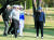 도널드 트럼프 미국 대통령(왼쪽 앞)과 아베 신조 일본 총리가 지난해 11월 가스미가세키 골프장에서 서로 주먹을 맞대는 인사를 하고 있다. 이들은 지난 2월에 이어 두 번째 골프 회동을 했다. [연합뉴스]