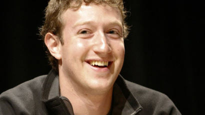 '올해 페이스북의 적'은? 저커버그 "새로운 뉴스피드 만들 것"