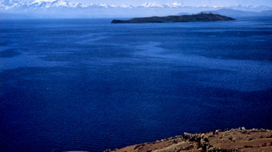 외교부 “볼리비아 티티카카 호수 인근서 우리 국민 시신 발견” 