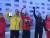 12일 스위스 생모리츠에서 열린 스켈레톤 7차 월드컵에서 우승한 윤성빈(가운데). 왼쪽은 2위에 오른 악셀 융크(독일), 오른쪽은 3위를 차지한 마르틴스 두쿠르스(라트비아). [사진 대한봅슬레이스켈레톤경기연맹]