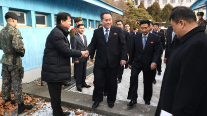 [속보]북한 "평창올림픽 예술단 파견 실무접촉 15일 진행 제의"