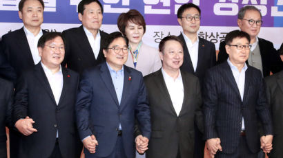 여당 만난 상의 “네거티브 규제 도입, 빅데이터 개방해 달라”