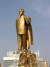 니야조프 전 대통령의 황금 동상. [중앙포토]