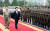 노무현 대통령과 김정일 국방위원장의 2007년 남북 정상회담. 북한은 당초 8월로 예정됐던 회담을 10월로 연기했다. [청와대사진기자단]