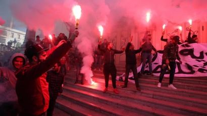 튀니지 이번엔 ‘바구니 혁명’ … “빵 채워달라” 유혈 시위