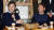 안철수 국민의당 대표(오른쪽)와 유승민 바른정당 대표가 21일 오후 서울 여의도 국회 인근 한 카페에서 열린 공동기자회견에서 통합 일정에 대해 이야기하고 있다. 변선구 기자