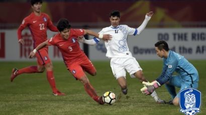 '연장에만 3실점 와르르' 한국, U-23 챔피언십 4강서 우즈베크에 1-4 참패