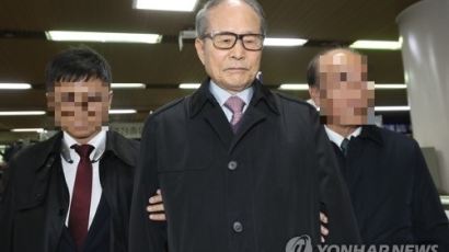 ‘MB상왕’서 내리막길 걷는 이상득…뇌물로만 3번째 검찰 소환