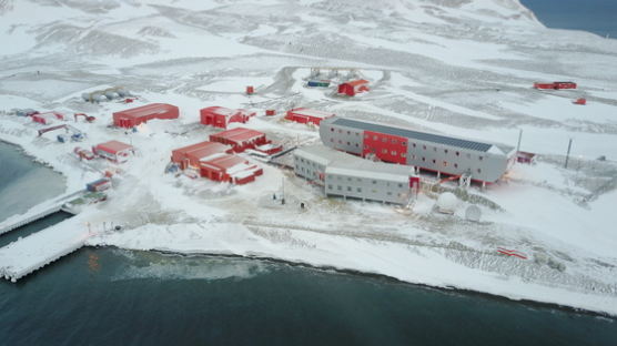 남극 타임캡슐에 文 대통령 영상 담겼다…30주년 맞은 남극 세종과학기지 성과는?