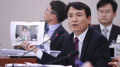 [속보]김진태 선거법 위반 혐의 무죄 확정, 의원직 유지