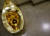 구겐하임 미술관 5층 화장실에 전시된 황금변기 &#39;아메리카&#39;는 실제 작동까지 해 10만명 이상이 이용했다. [로이터통신]