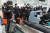 알파인스키 국가대표 상비군들이 강원도 양양국제공항에서 북한 마식령스키장으로 훈련을 떠나기 위해 출국수속을 밟고 있다.양양=사진공동취재단