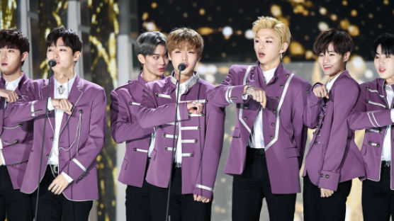 WANNAONE Wins Over BTS-EXO, Creating Most Online Buzz for Two Consecutive Weeks