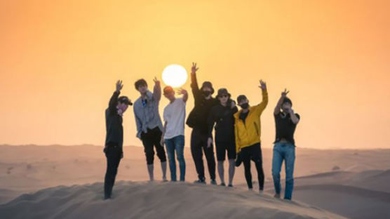 PHOTOS: EXO Having the Time of Their Lives in the Emirates Desert