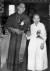 1970년 정진석 추기경이 천주교 주교가 됐을 때 그의 어머니와 찍은 사진. [중앙포토]