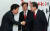 강효상 자유한국당 의원(가운데)과 홍준표 자유한국당 대표(오른쪽). 강정현 기자