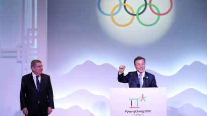 민주당 여론조사서도 절반 이상 "평창올림픽, 남북관계 기여 않을 것"